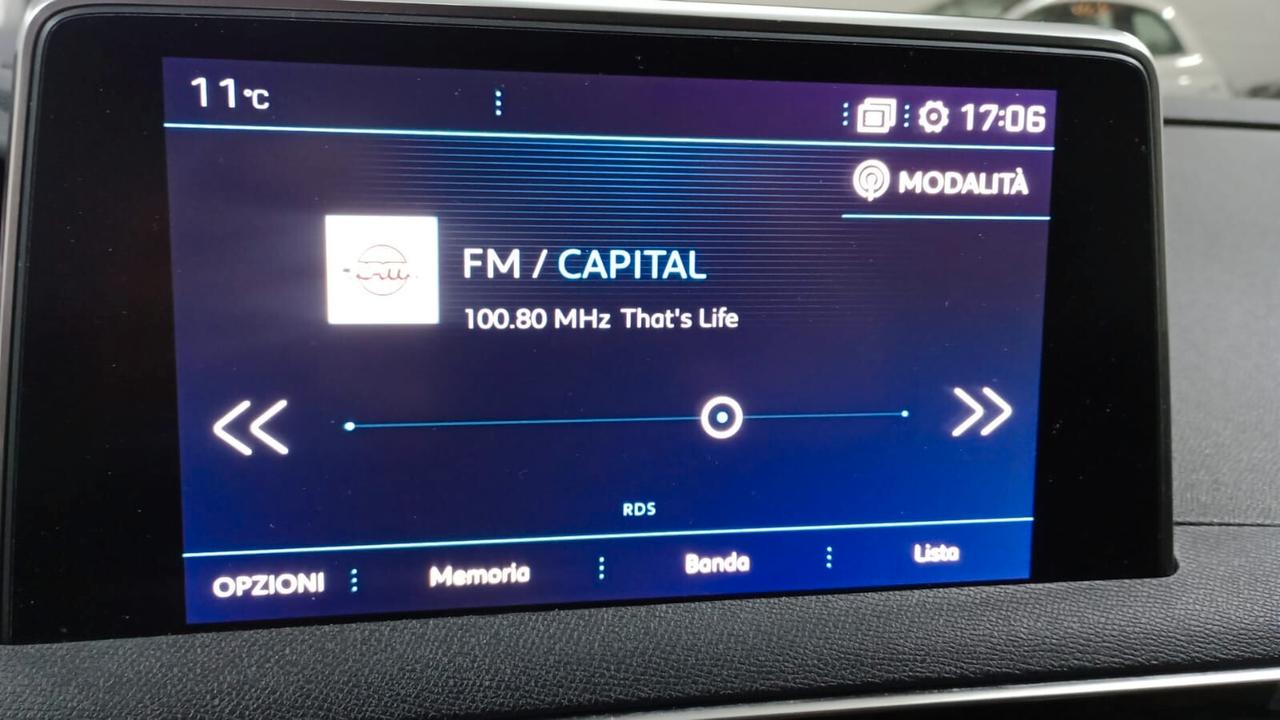 Peugeot 3008 BlueHDi 120 S&S Business