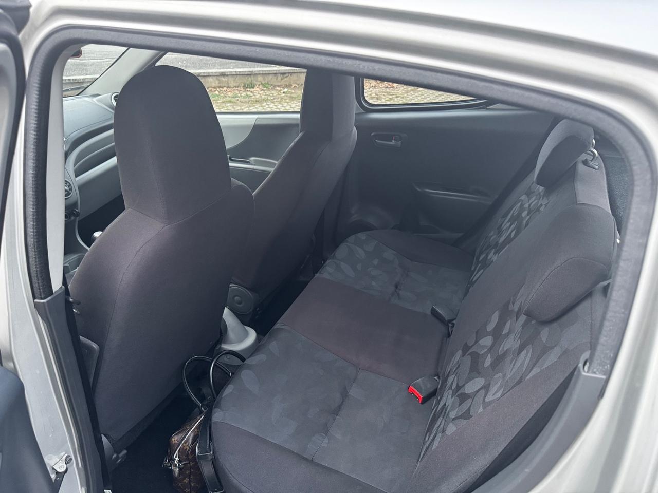 Suzuki Alto 1.0 con 77000km neopatentati