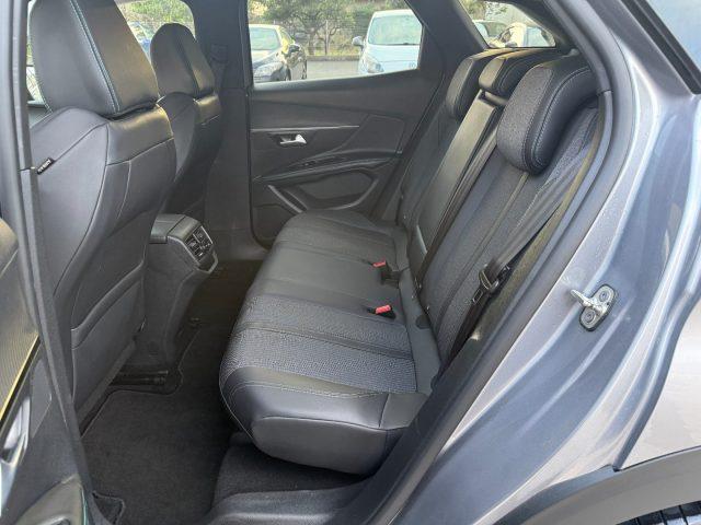 PEUGEOT 3008 BlueHDi 130 S&S EAT8 Allure