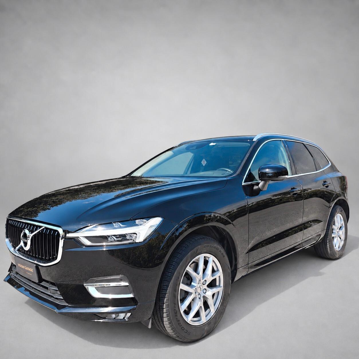 VOLVO XC60 2.0 B4 AWD 197 CV Geartronic Momentum