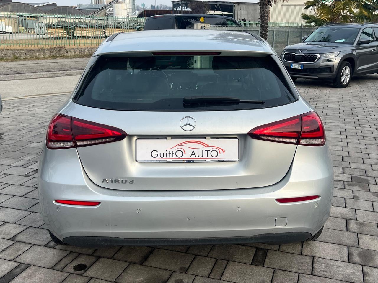 Mercedes-benz A 180 d Automatic Business FINANZIABILE