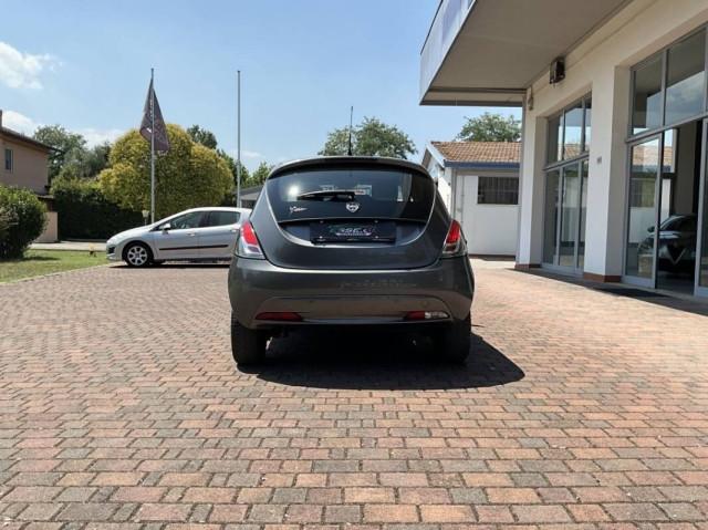 Lancia Ypsilon 1.2 Silver ecochic Gpl 69cv