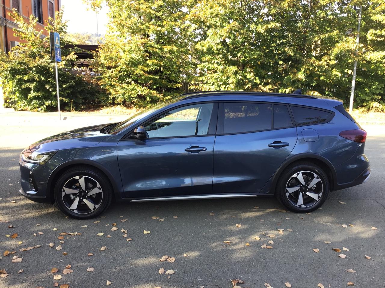 Ford Focus 1.0 EcoBoost Hybrid 125 CV SW Active