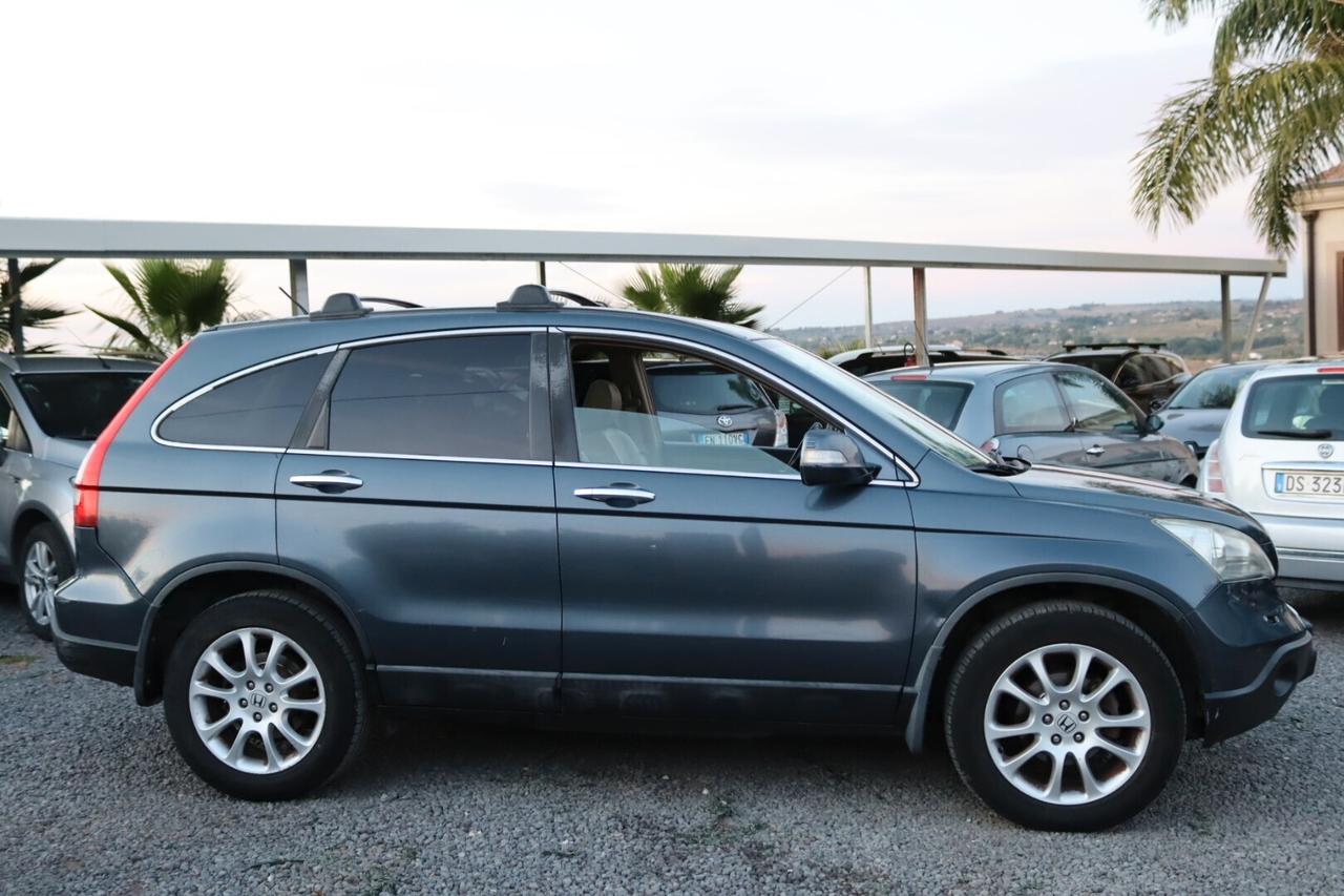 Honda CR-V 2.2 i-CTDi 16V Advance DPF