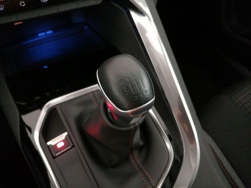 Peugeot 3008 1.2 puretech t Active s&s 130cv my18