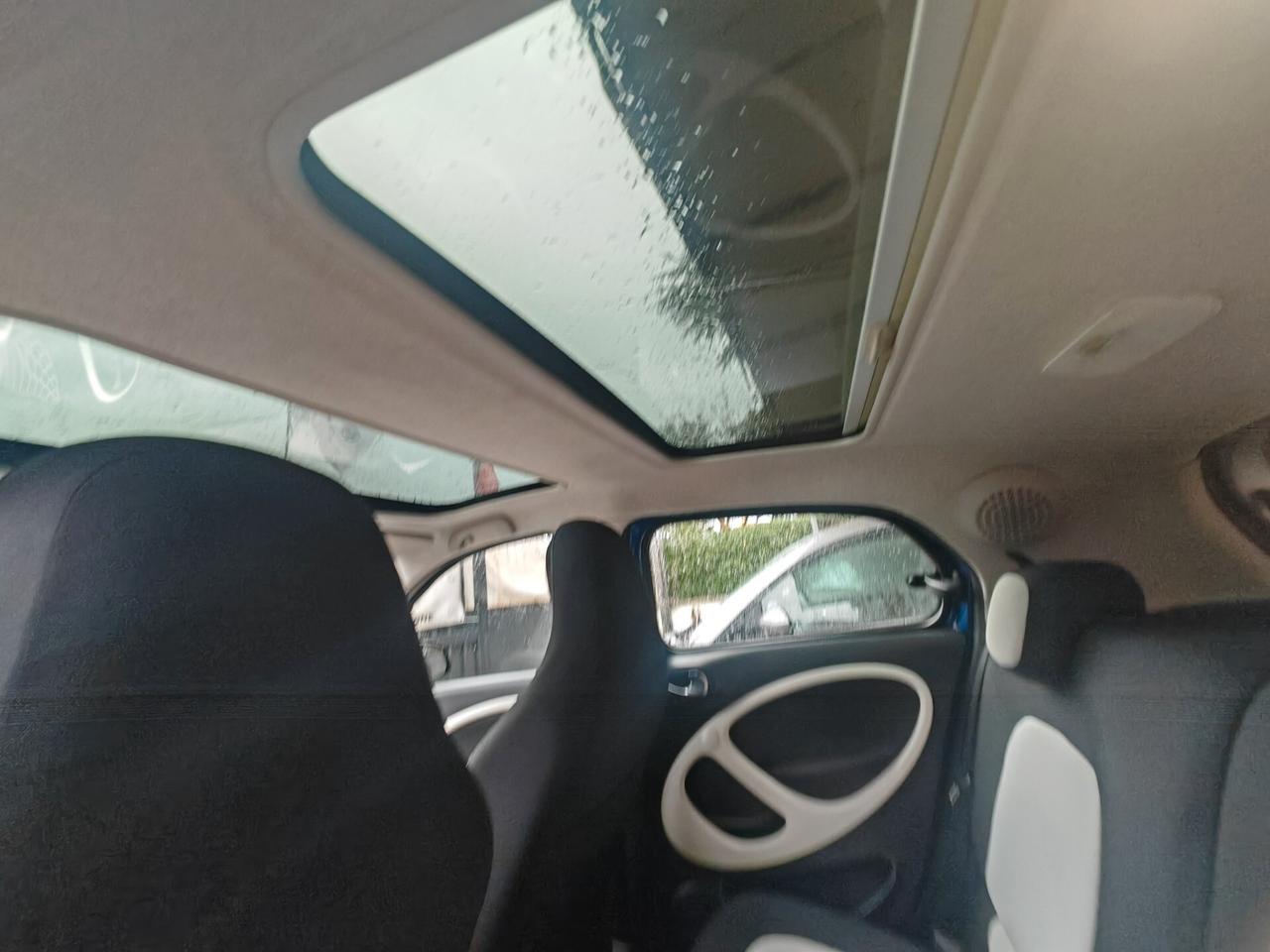 Smart ForFour 70 1.0 Passion