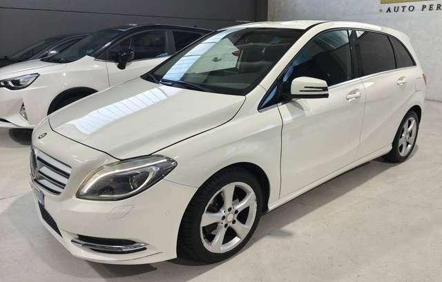 Mercedes-Benz B 180 B180 Premium Led Navigatore pelle Neopatentati