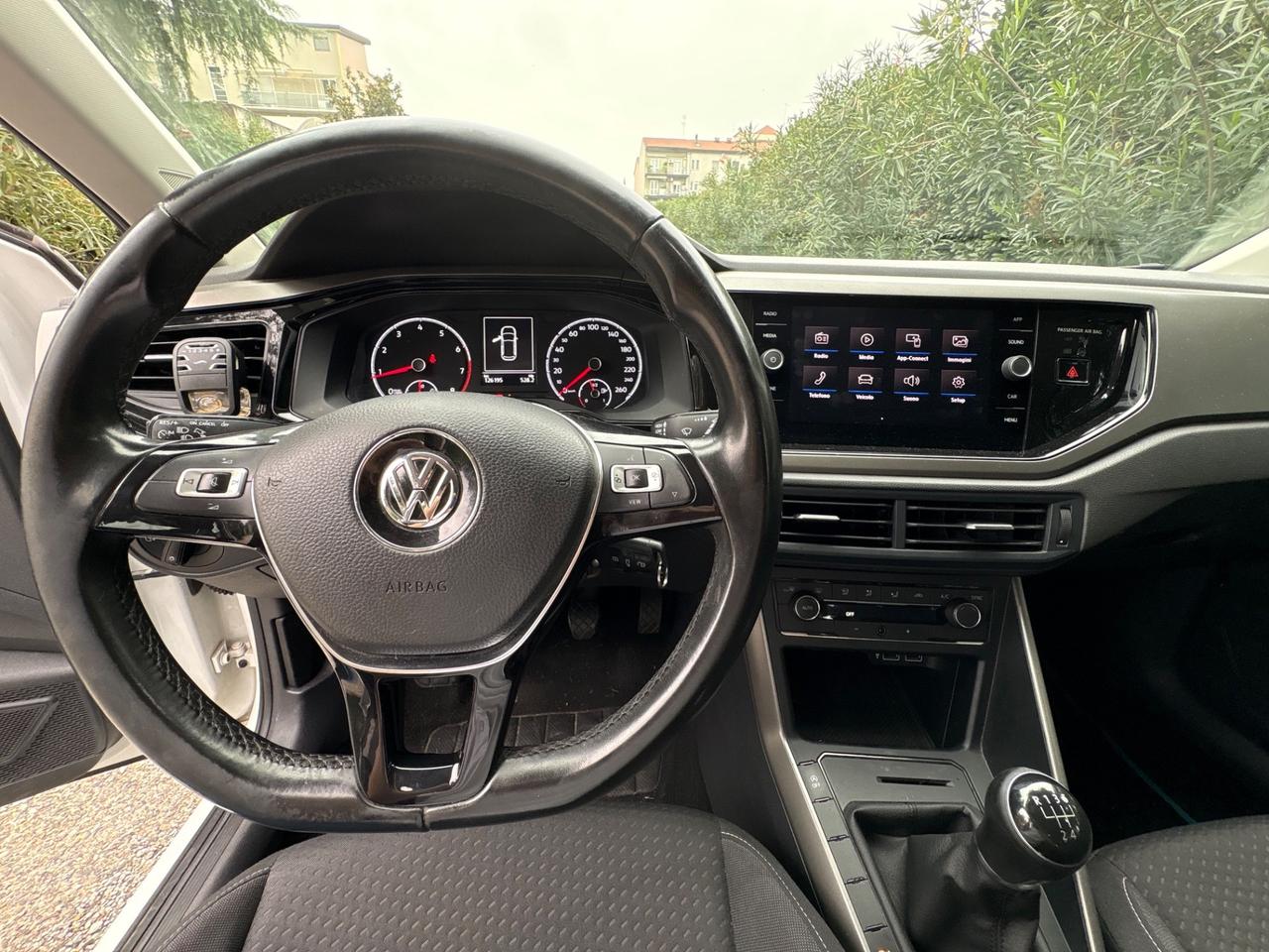 Volkswagen Polo 5p 1.0 mpi Comfortline 75cv E6 Manuale