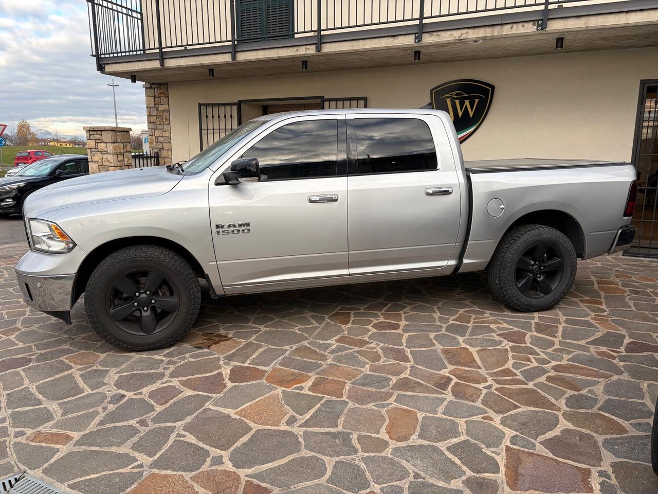 Dodge RAM 1500 5.7 V8 BIGHORN + GPL