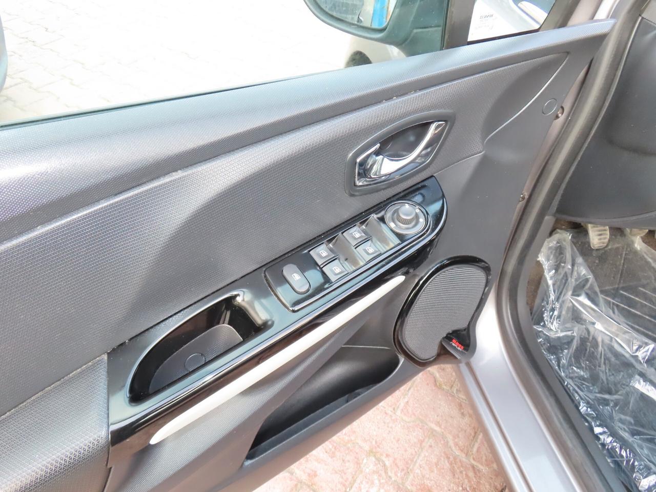 Renault Clio 1.5 dCi 8V 90CV NAVI-TELECAMERA KM CERT