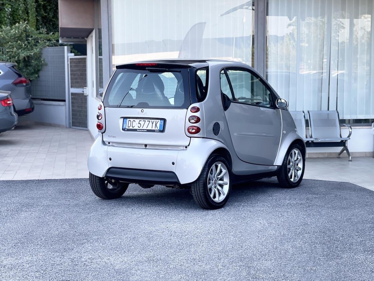 Smart ForTwo 700 Benzina 61CV Automatica - 2006