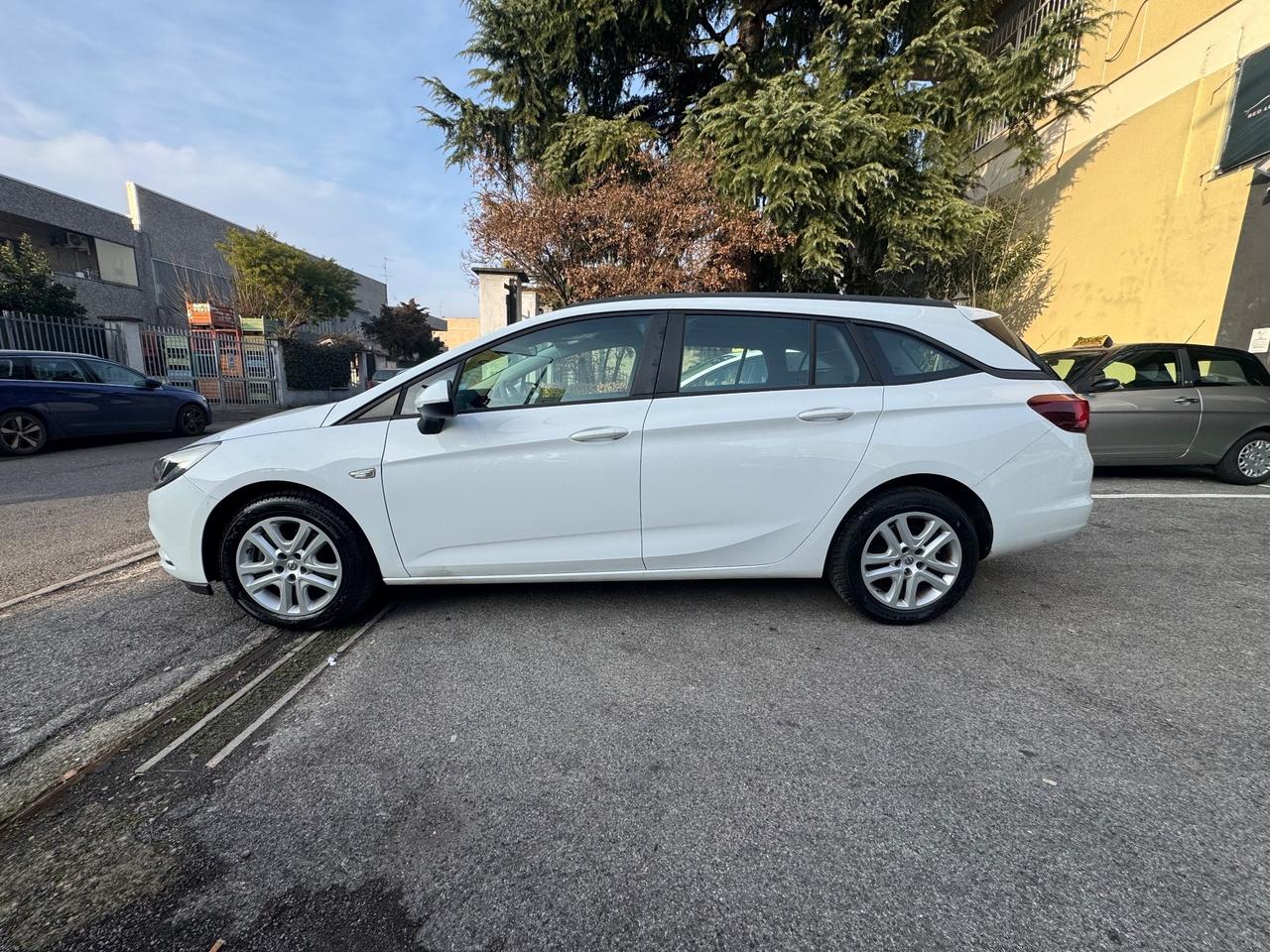 Opel Astra 1.6 CDTi 110CV Start&Stop 5 porte Business