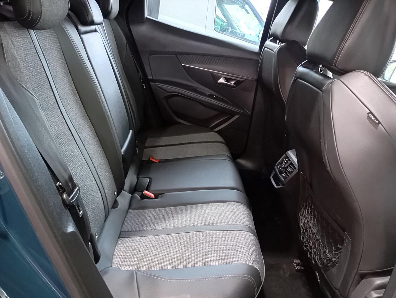 Peugeot 3008 1.2 PureTech Turbo 130CV Allure Pack