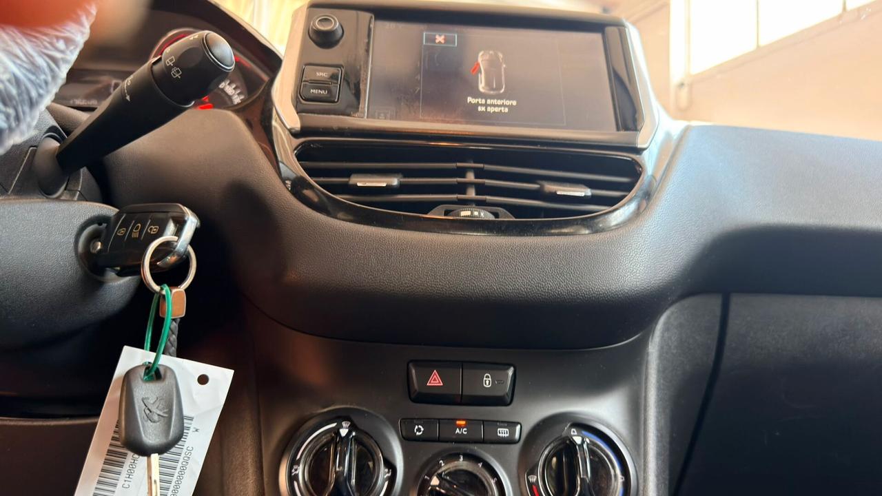 Peugeot 208 1.4 HDi 68 CV 5 porte Active