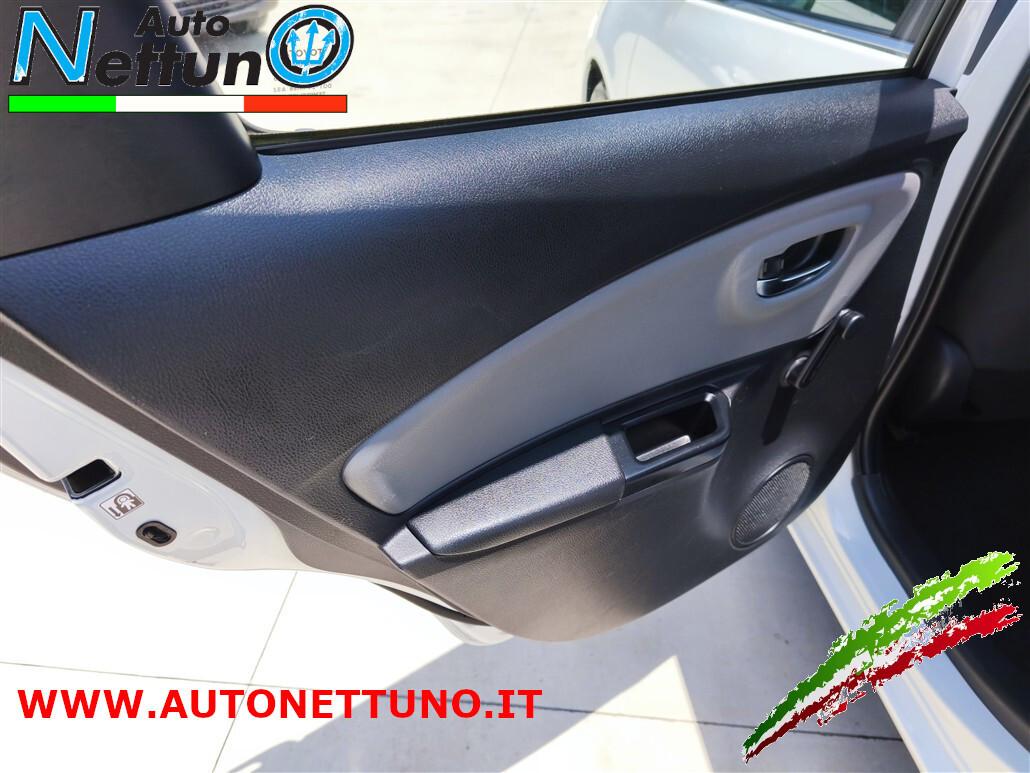 Toyota Yaris 1.0 5 porte Lounge GPL