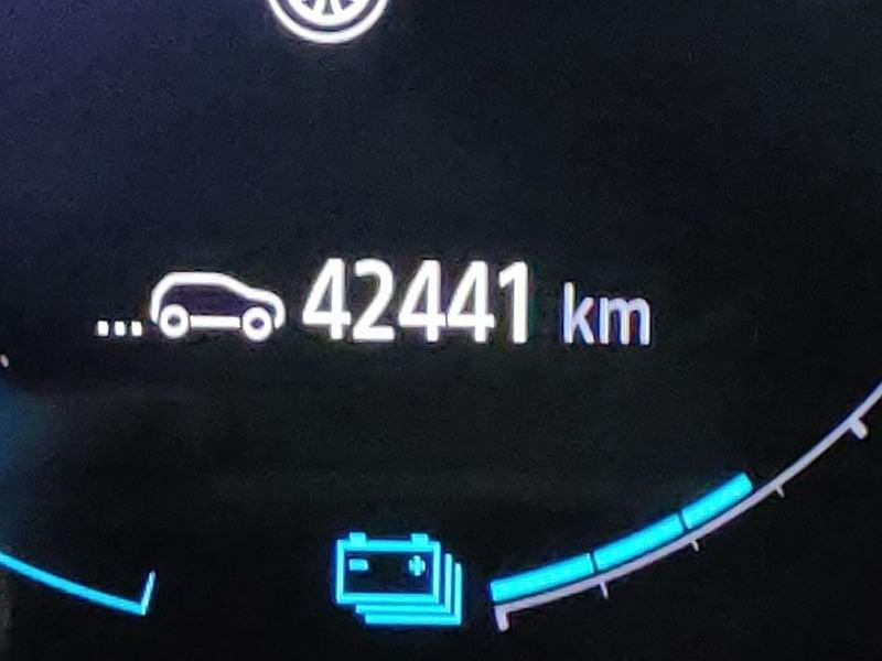 Renault Captur 1.6 E-Tech hybrid Intens 145cv auto