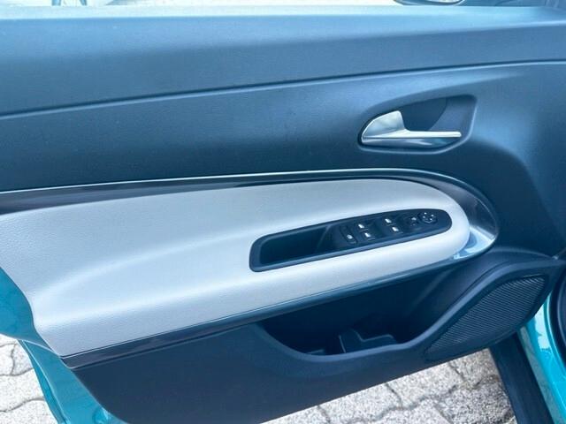 Fiat 600 Hybrid DCT MHEV La Prima