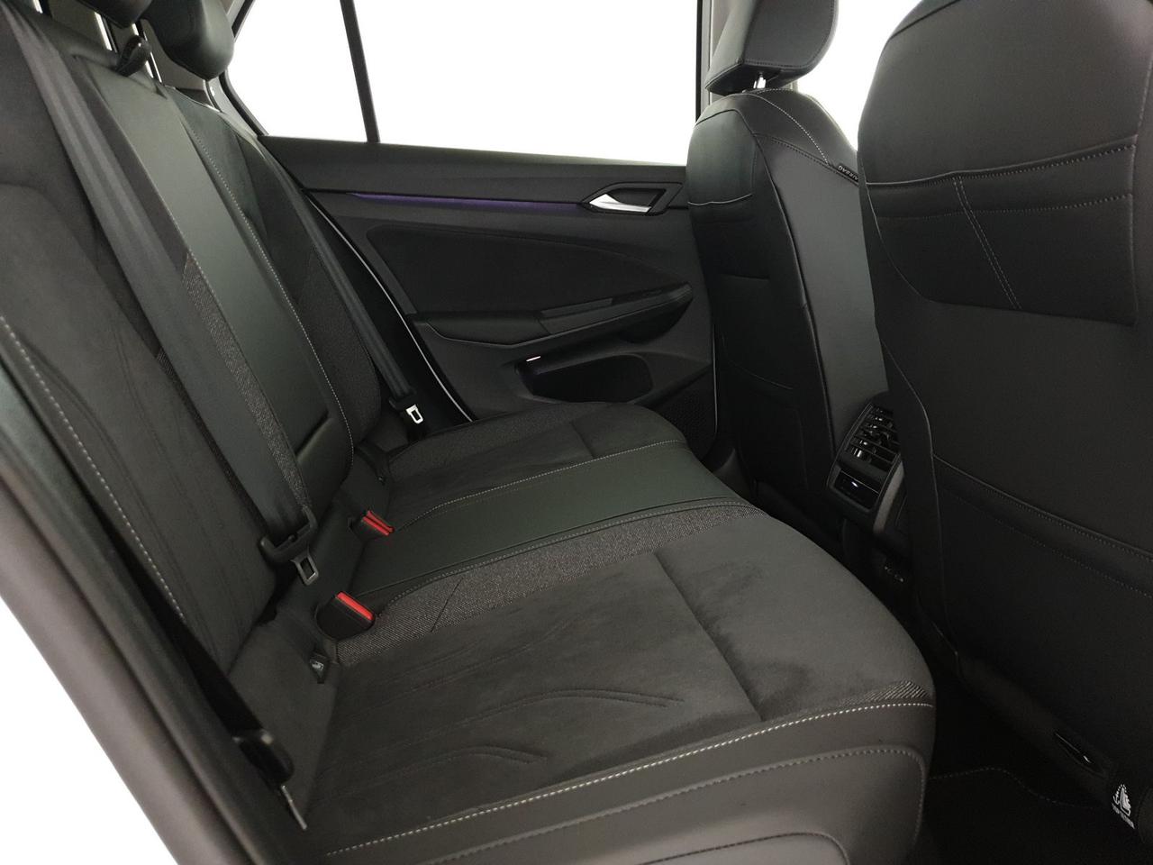 Volkswagen Golf 1.5 tsi ehybrid style 204cv dsg