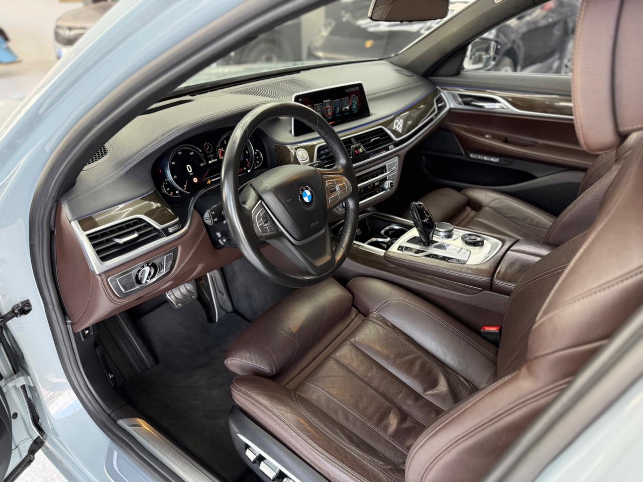 Bmw 740 740E LUXURY 326 CV FULL OPTIONAL