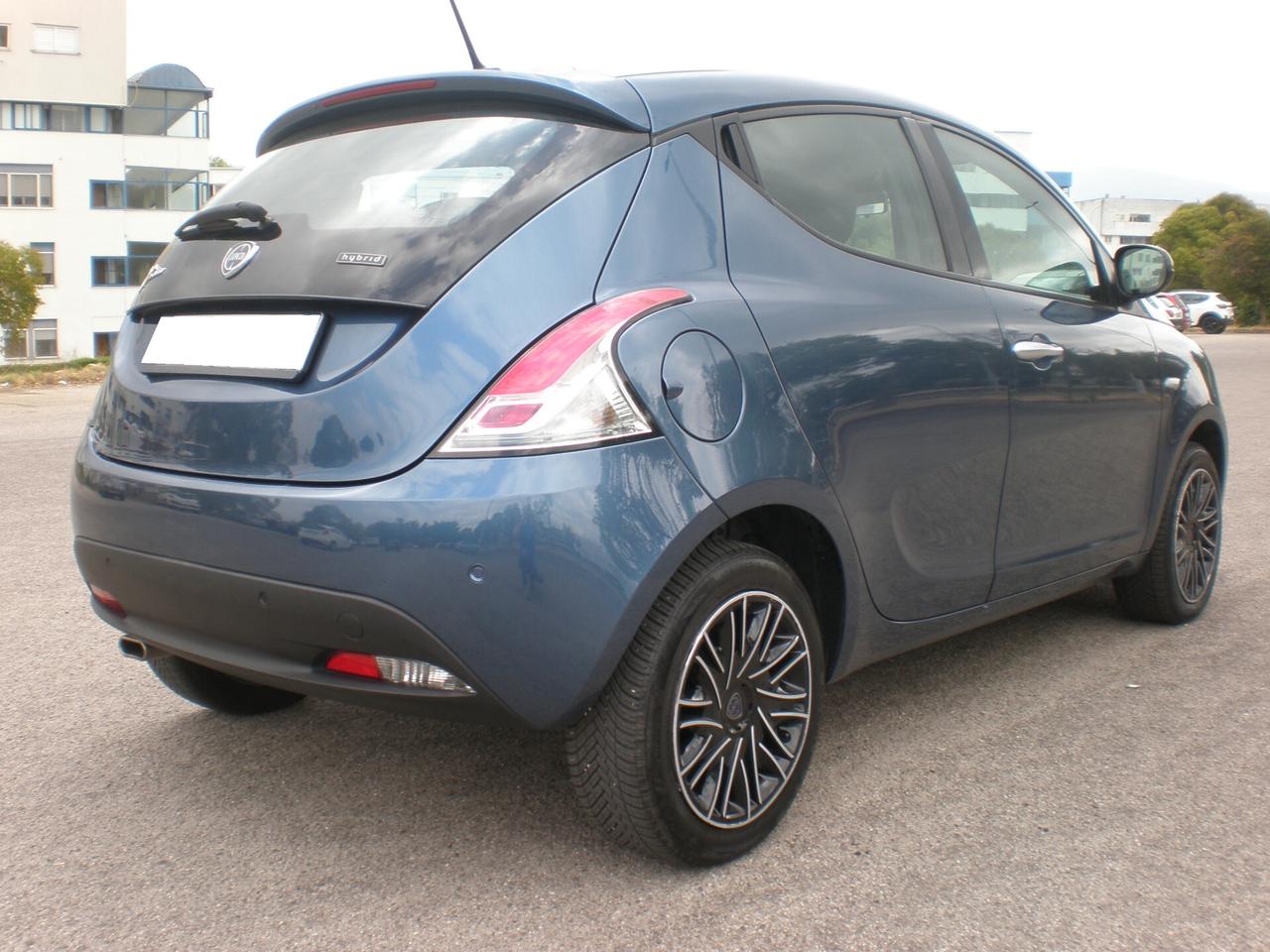 Lancia Ypsilon 1.0 ultimo restyling, full