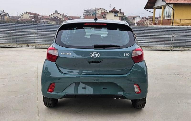 Hyundai i10 1.0 MPI Connectline My'25 con formula Fidelity