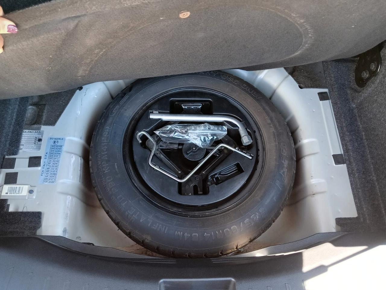 Lancia Ypsilon 1.3 MJT 16V 95 CV 5 porte S&S Silver