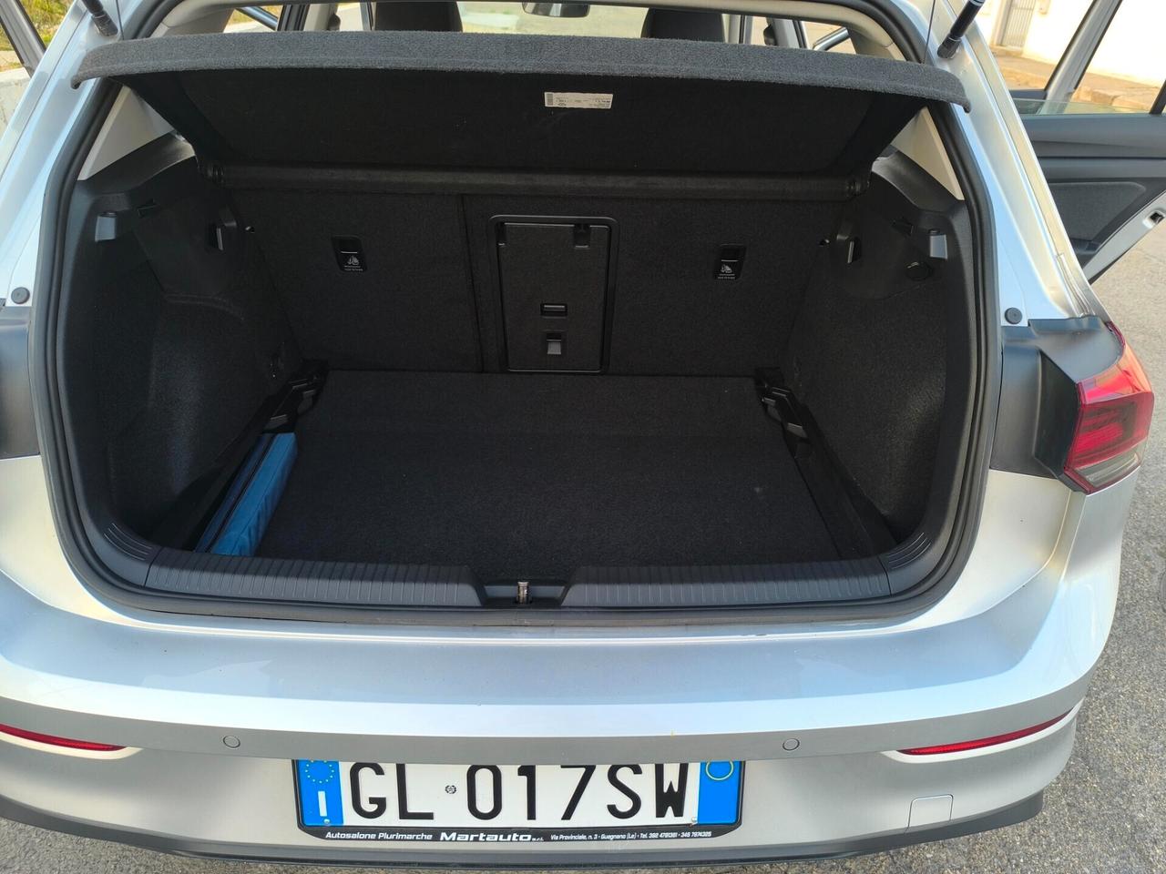 VOLKSWAGEN GOLF 8 2.0 TDI 115cv NAV/LUCI AMBIENT