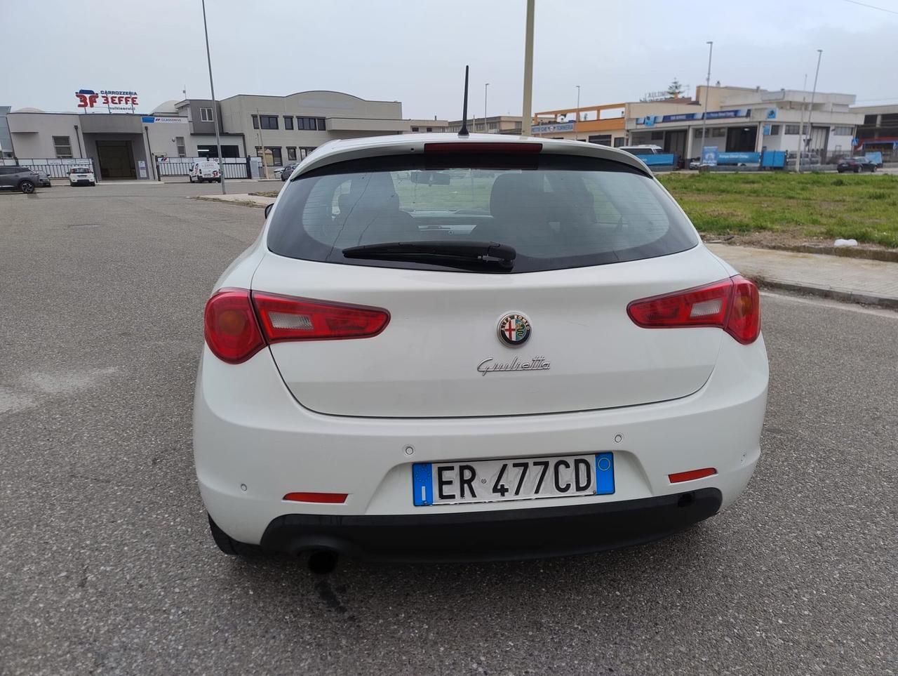 Alfa Romeo Giulietta 1.6 JTDm-2 105 CV Distinctive