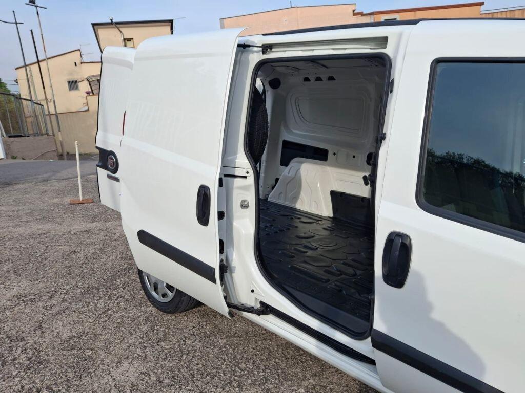 Fiat Doblo Doblò 1.4 T-Jet Natural Power PL-TN Cargo Maxi Lam. 3posti "Lounge"