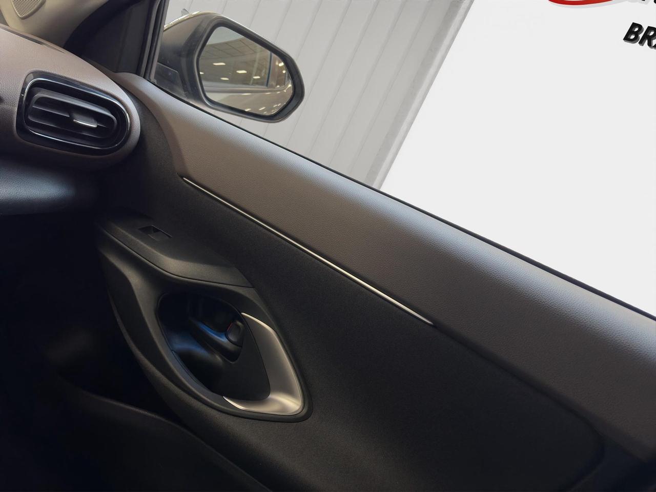 Toyota Yaris Cross 1.5h Lounge fwd 116cv e-cvt