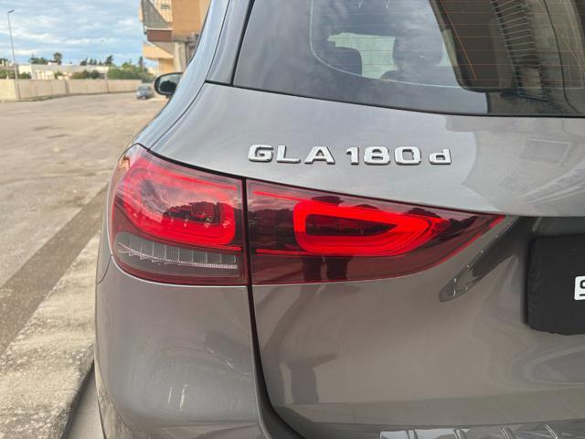 MERCEDES-BENZ GLA 180 d Automatic Business Extra