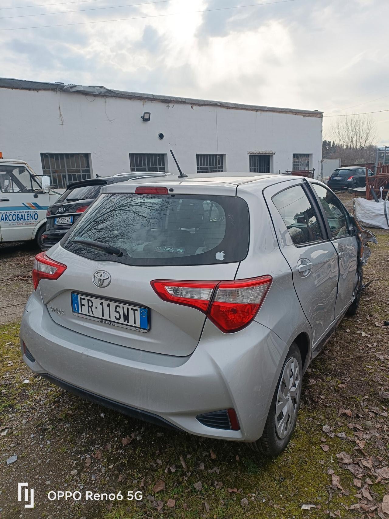 Toyota Yaris 1.0 72 CV 5 porte Cool
