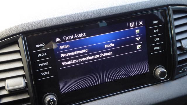 SKODA Karoq 1.6 TDI SCR DSG SportLine