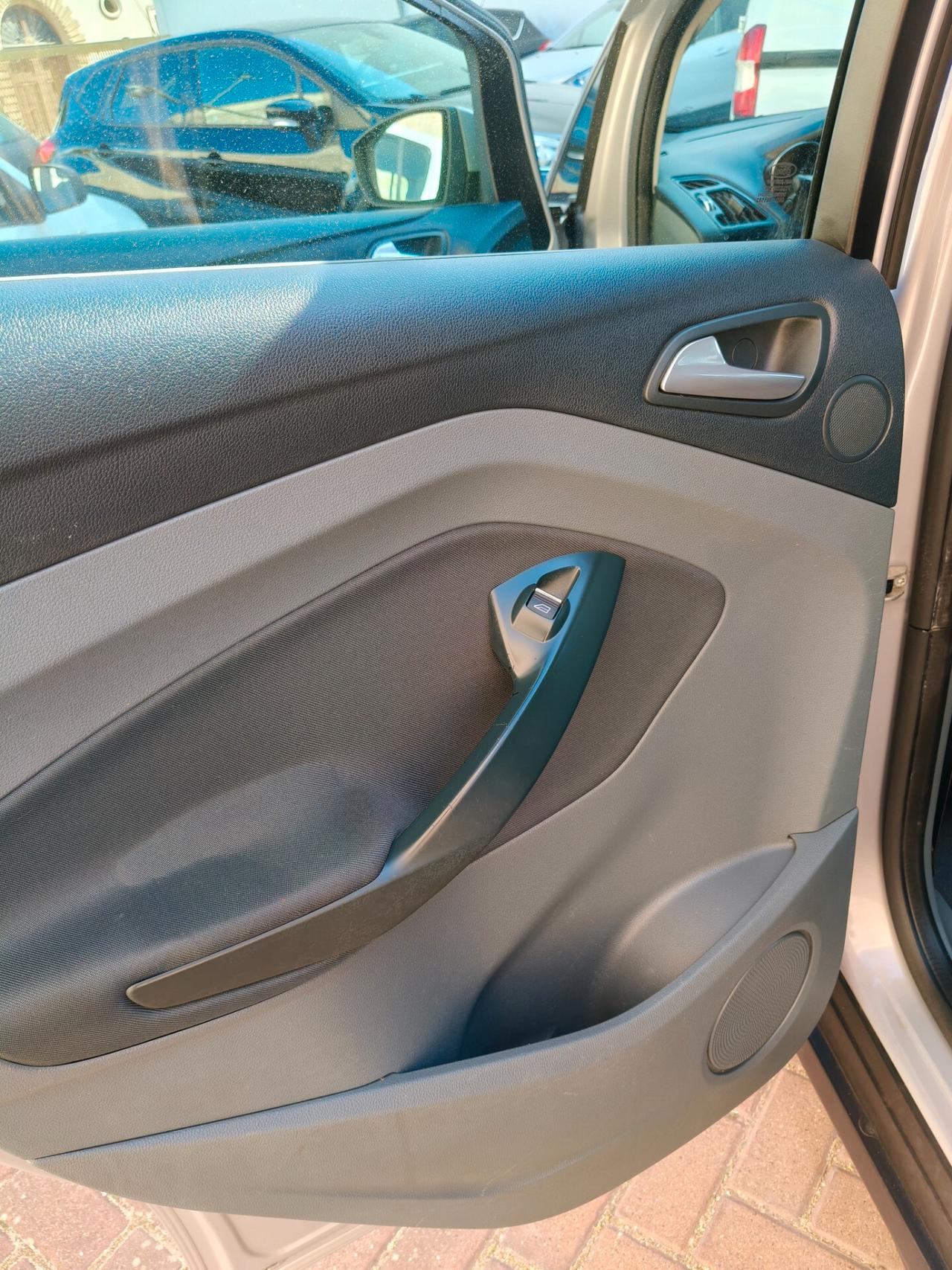 Ford C-Max 1.6 EcoBoost 150CV Titanium