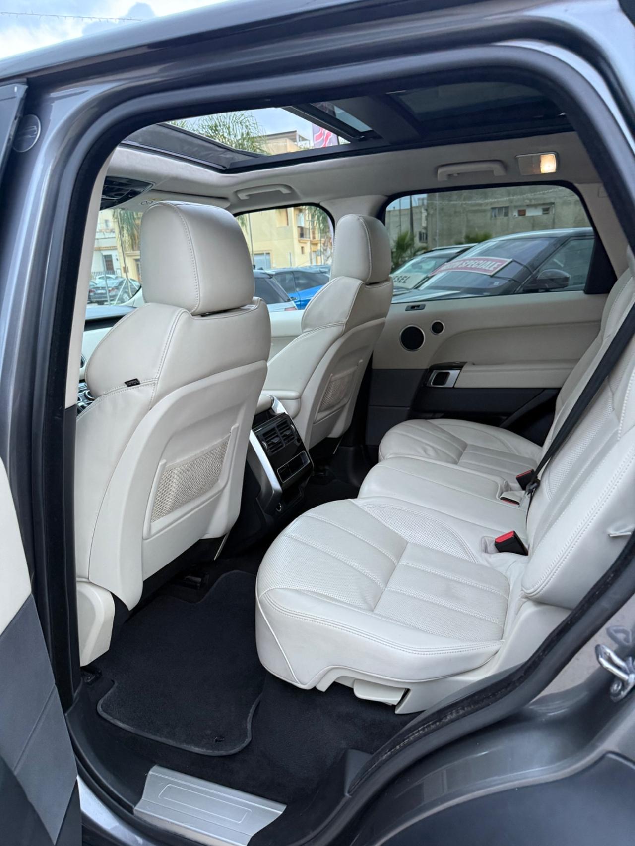 Land Rover Range Sport 3.0 TDV6 HSE Dynamic