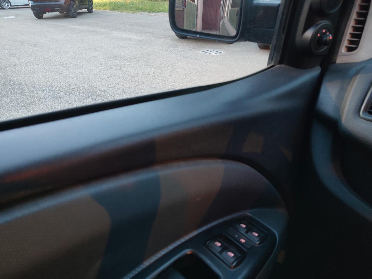 FIAT DOBLO 2011 A METANO DI CASA 1.4T-JET STUPENDO