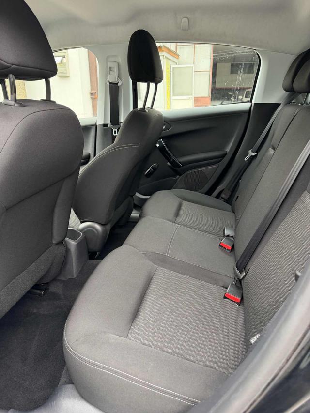 PEUGEOT 208 1° serie PureTech 82 Stop&Start 5 porte Allure