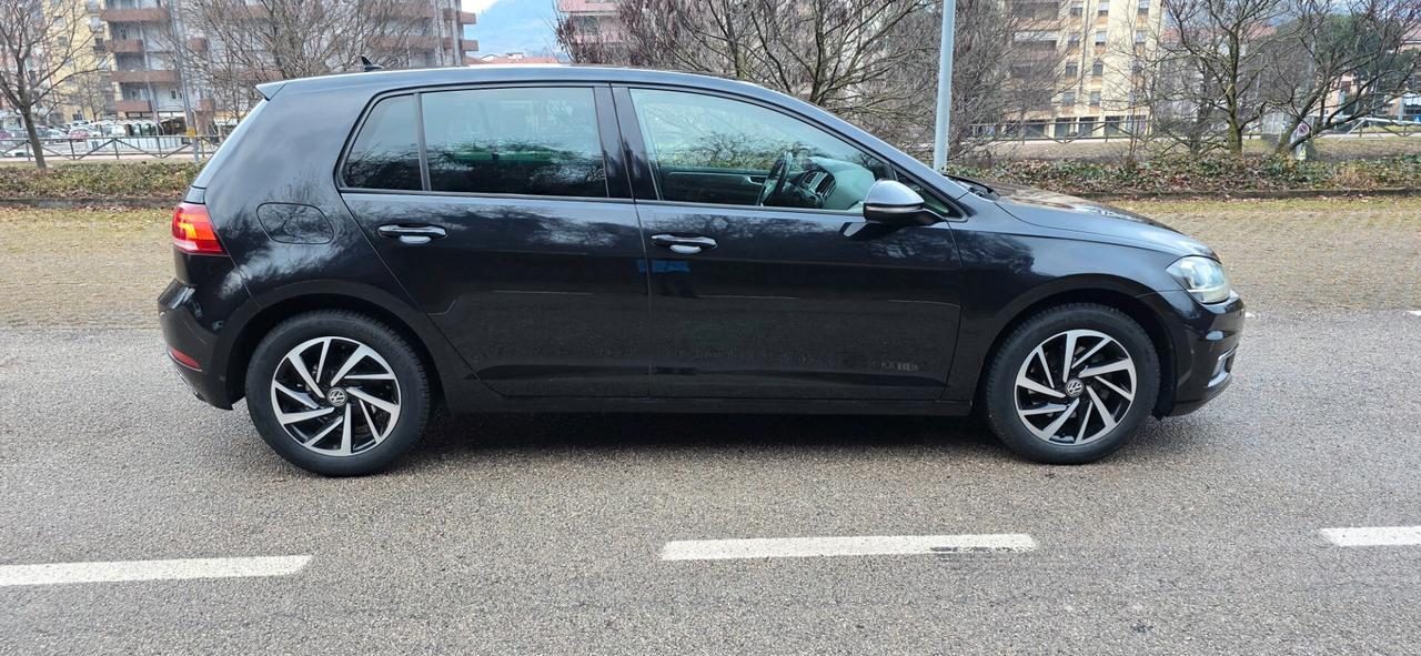 Volkswagen Golf 1.6 TDI 115 CV 5p. Sport BlueMotion Technology