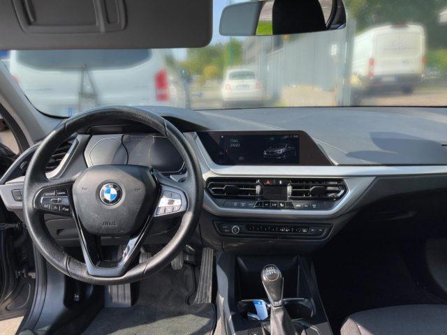 BMW 118 i 5p. Business Advantage