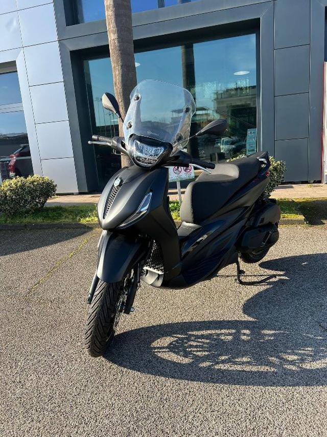 PIAGGIO Beverly 400 i.e. DEEP BLACK