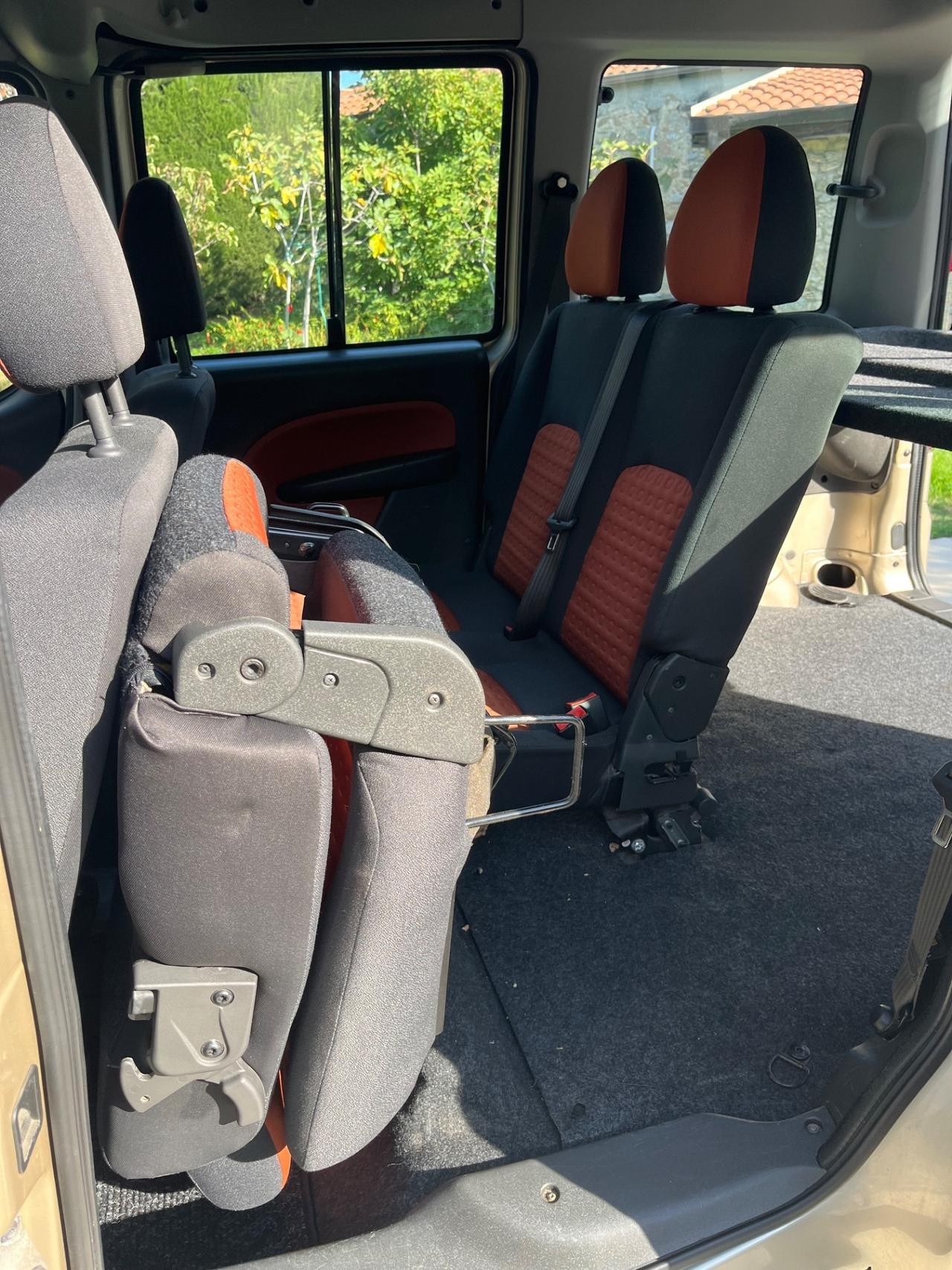 Fiat Doblo MJT 105CV 5 POSTI PARI AL NUOVO