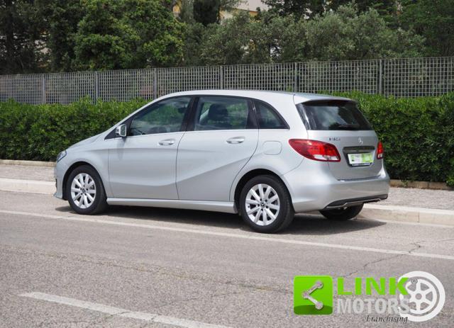 MERCEDES-BENZ B 180 d Automatic Executive