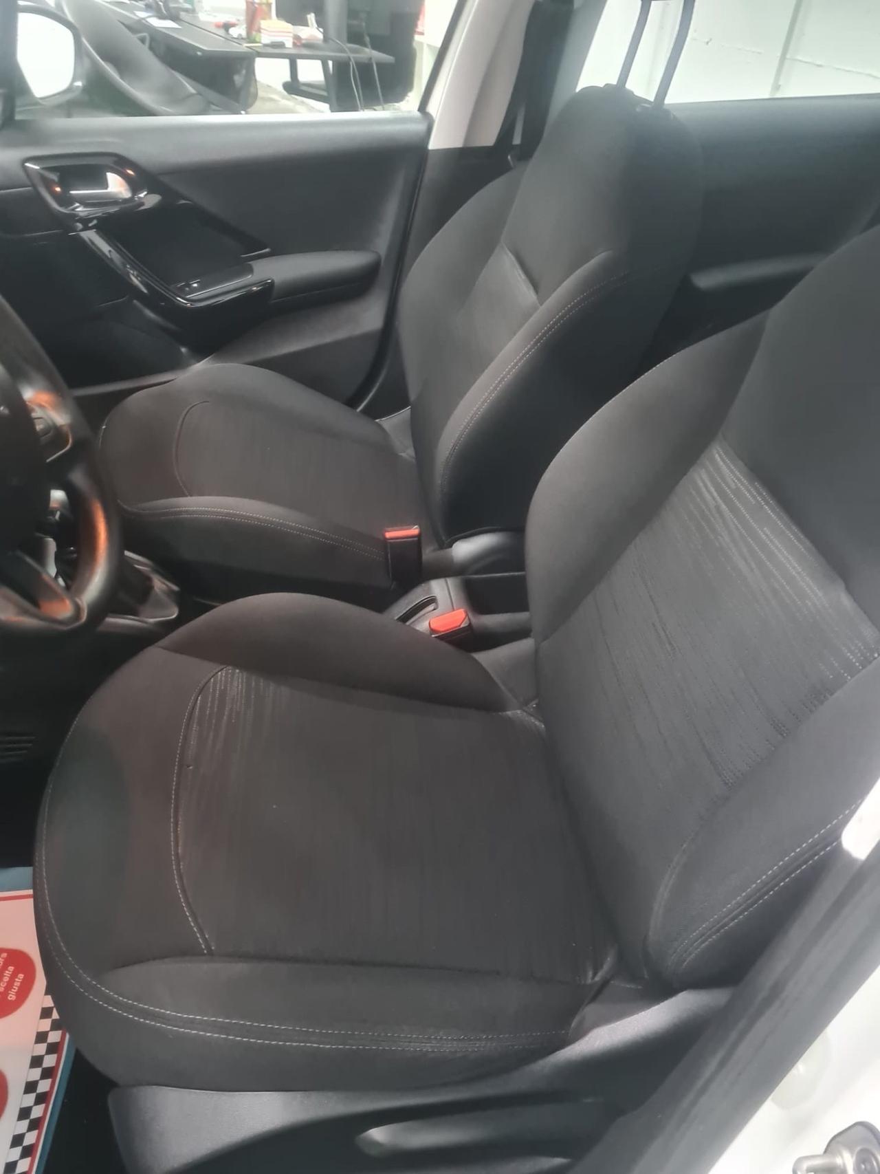 Peugeot 208 BlueHDi 100 S&S 5 porte Allure