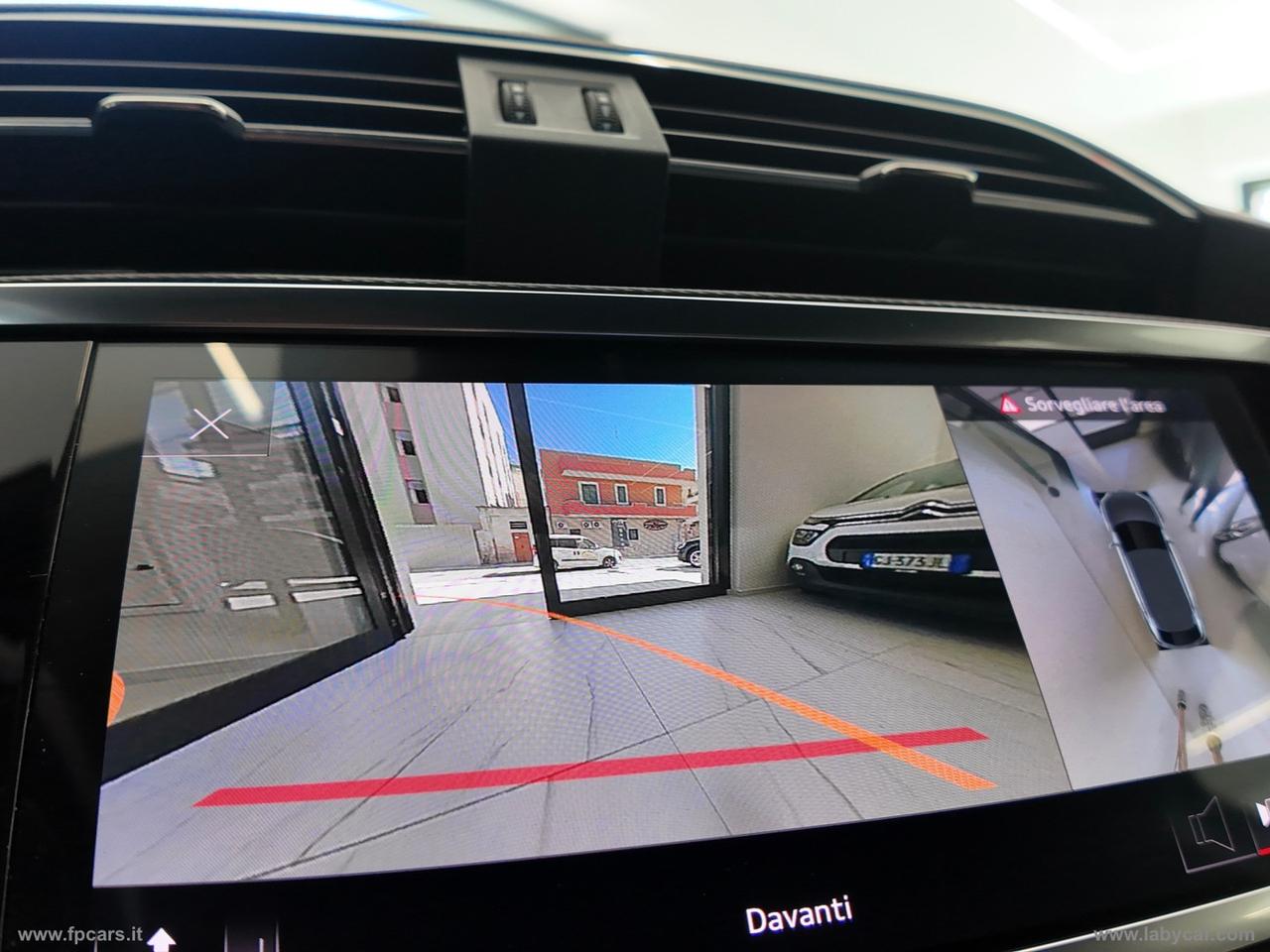 AUDI Q3 35 TDI S tronic S line edit. IDENTITY BLACK