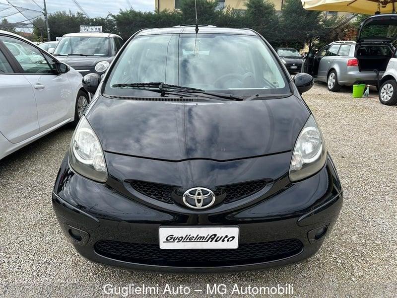 Toyota Aygo Aygo 1.0 12V VVT-i 5 porte Sol OK Neopatentati