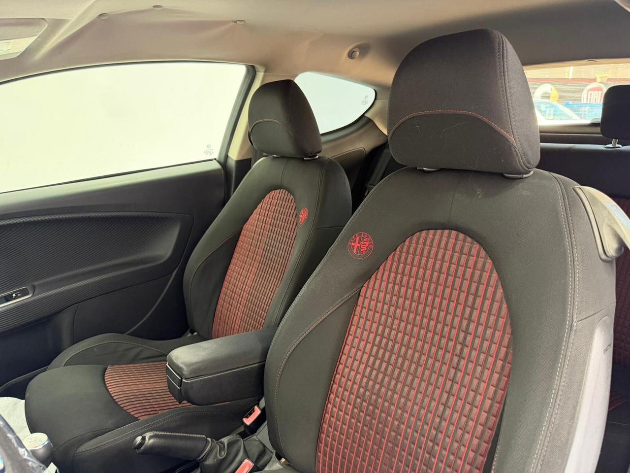 Alfa Romeo MiTo 1.4 T 120 CV GPL Distinctive Sport Pack
