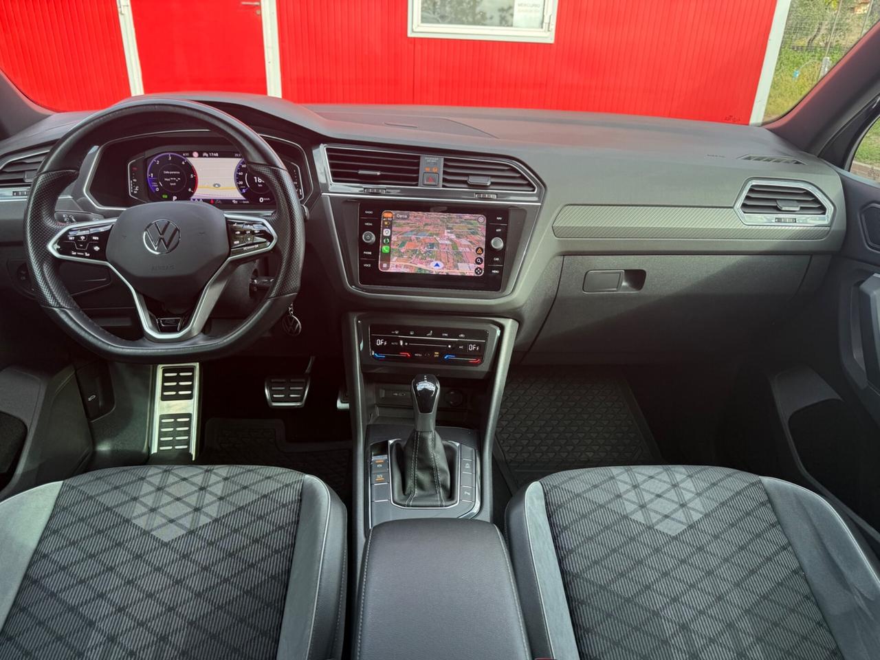 Volkswagen Tiguan R-Line 2.0 TDI 150 CV DSG