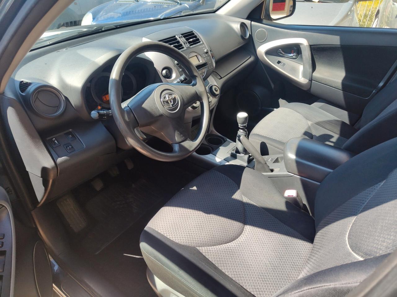 Toyota RAV 4 RAV4 2.2 D-4D 136 CV