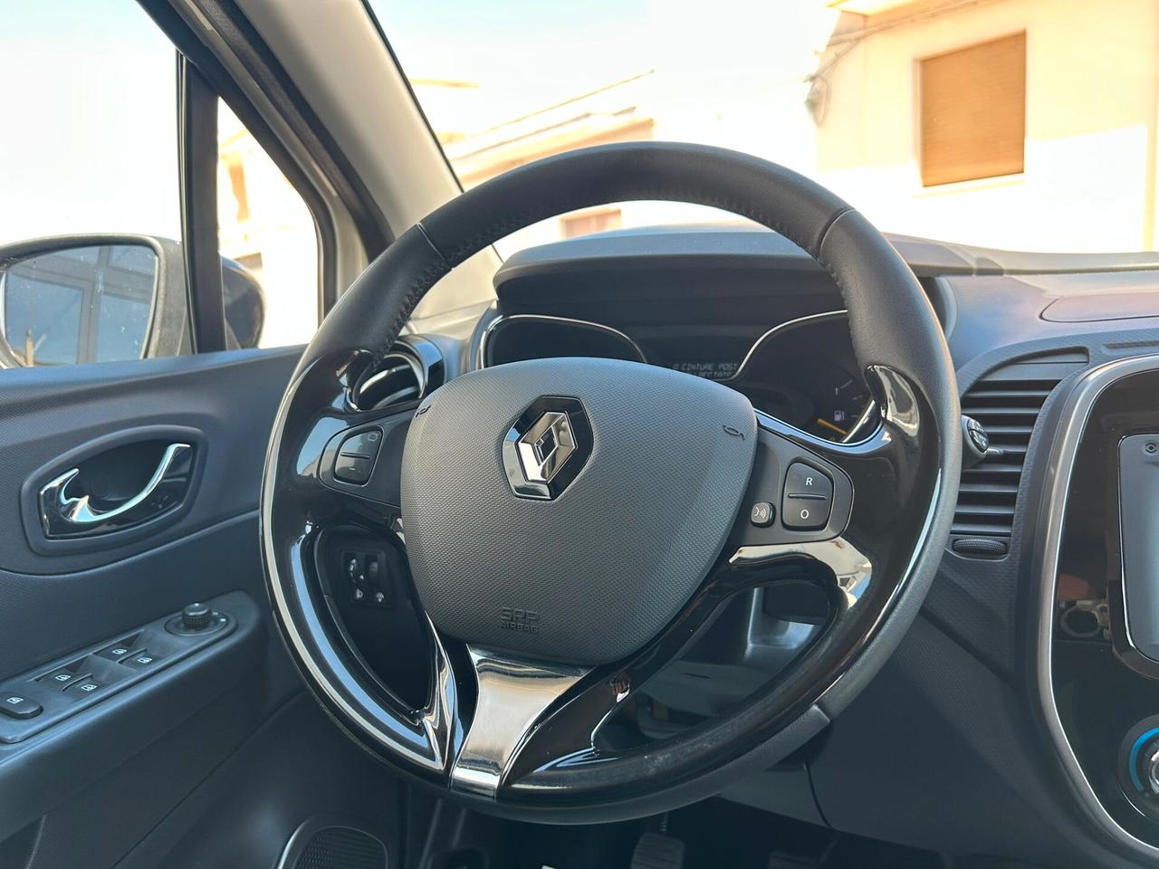 Renault Captur 0.9 TCe 90Cv NAVI Km104.000-2015