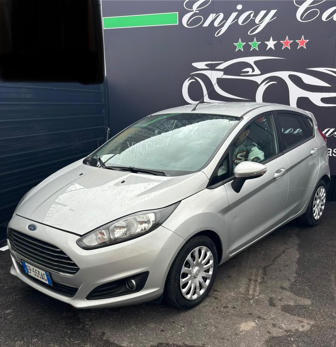 Ford Fiesta 1.5 TDCi 75CV 5 porte Titanium
